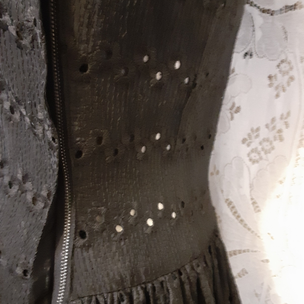 Vintage 1950s LOLITA Eyelet Taffeta Party Dress Size M - Picture 10 of 16